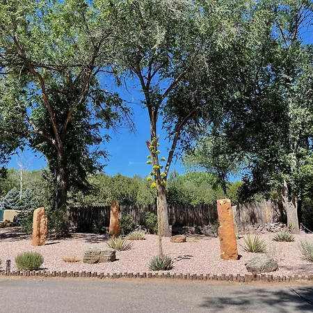 Holiday home Green Acres 8 Mins From Plaza! *