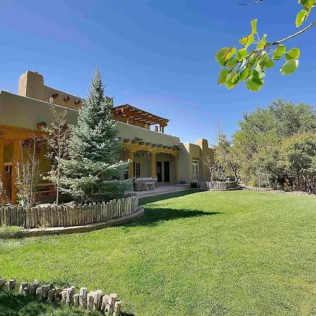Green Acres 8 Mins From Plaza! Santa Fe