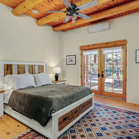 Green Acres 8 Mins From Plaza! Holiday home Santa Fe