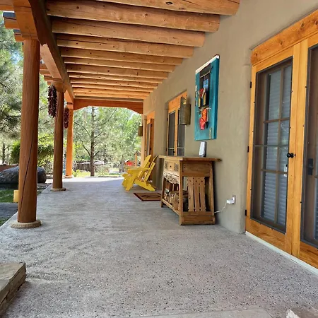 Green Acres 8 Mins From Plaza! * Santa Fe