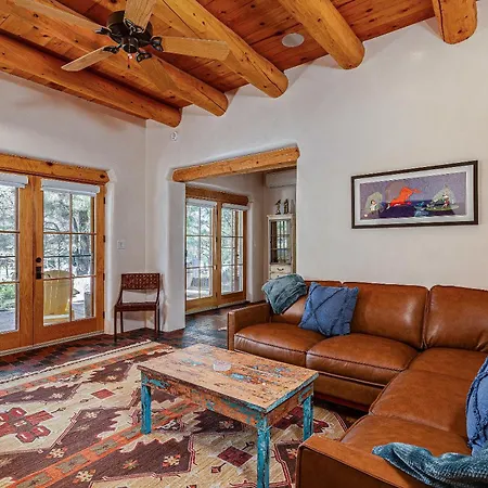 Green Acres 8 Mins From Plaza! Holiday home Santa Fe