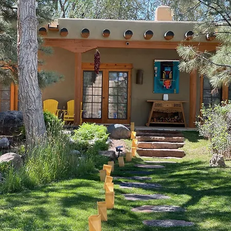 Green Acres 8 Mins From Plaza! Santa Fe