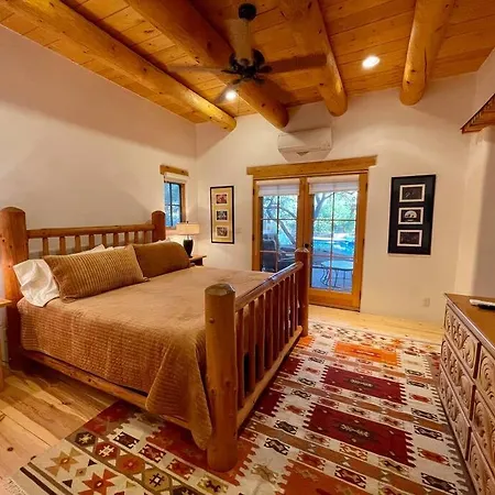 Green Acres 8 Mins From Plaza! Santa Fe